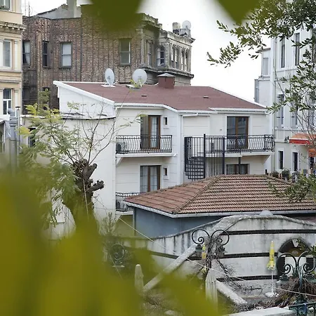 Art Nouveau Galata