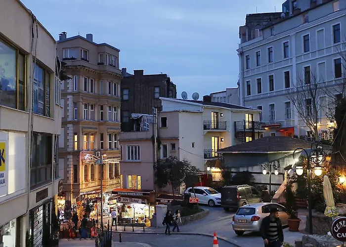 アールヌーボー ガラタ