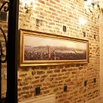מלון דירות Art Nouveau Galata 3*