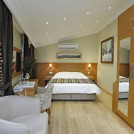 Art Nouveau Galata Lägenhetshotell