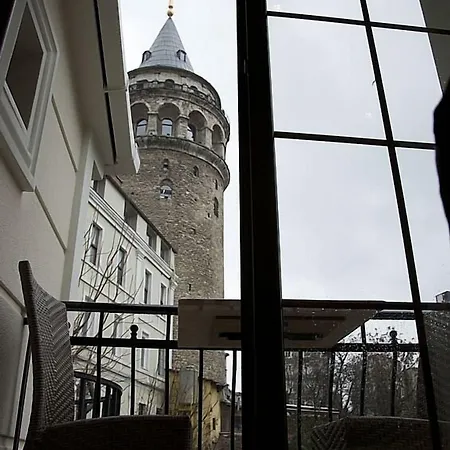 Art Nouveau Galata Lägenhetshotell 3*